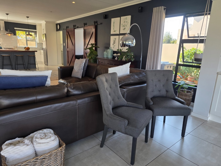 3 Bedroom Property for Sale in Melodie North West